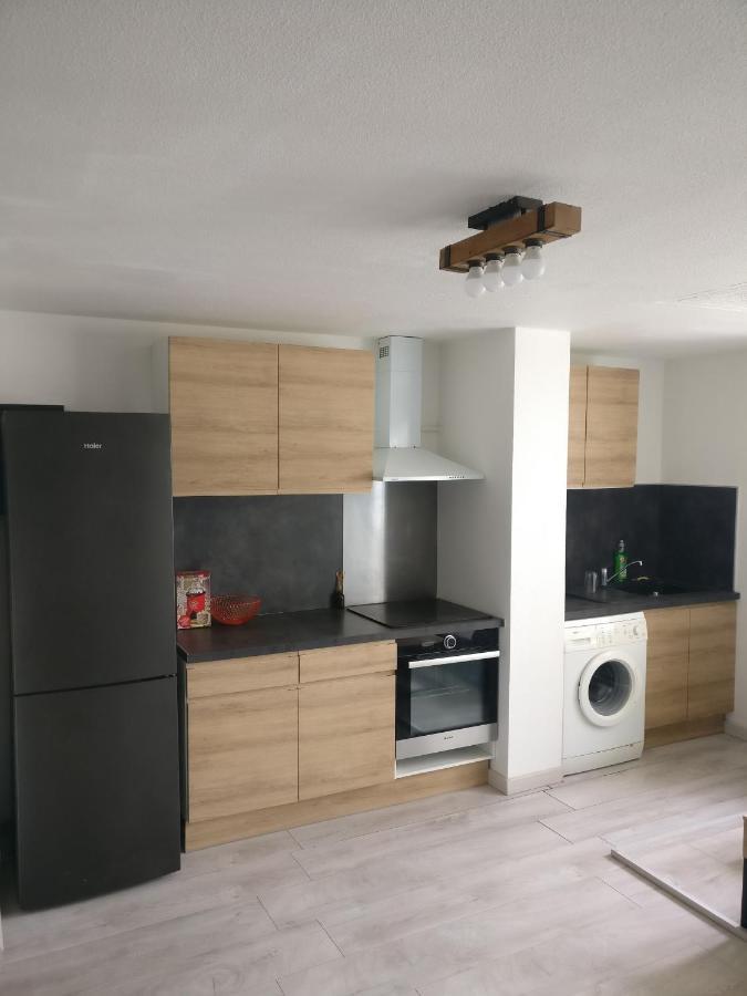 Charmant Appartement Avec Vue Marina Сен-Киприен Екстериор снимка